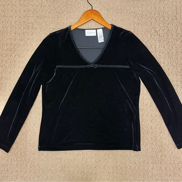 Liz Claiborne Vintage Velvet Long Sleeve Black - SP - Picture 2 of 10